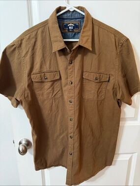 MBX Men's Chest-Pocket Short-Sleeve Button-Down Shirt in Brown